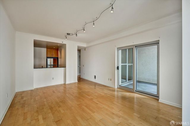 400 Beale Street 1702, San Francisco, CA 94105