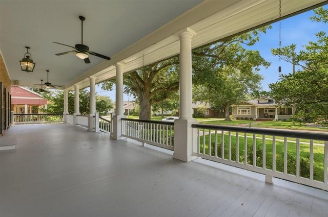 105 Grove Street, Lake Charles, LA 70601