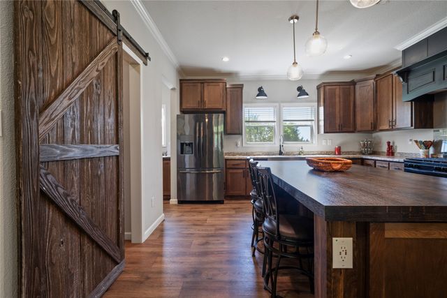 126 County Road 118, Whitesboro, TX 76273