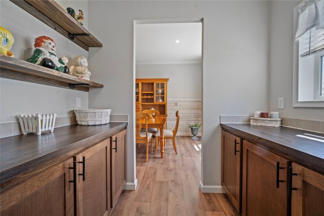 126 County Road 118, Whitesboro, TX 76273