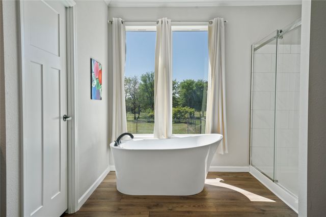 126 County Road 118, Whitesboro, TX 76273