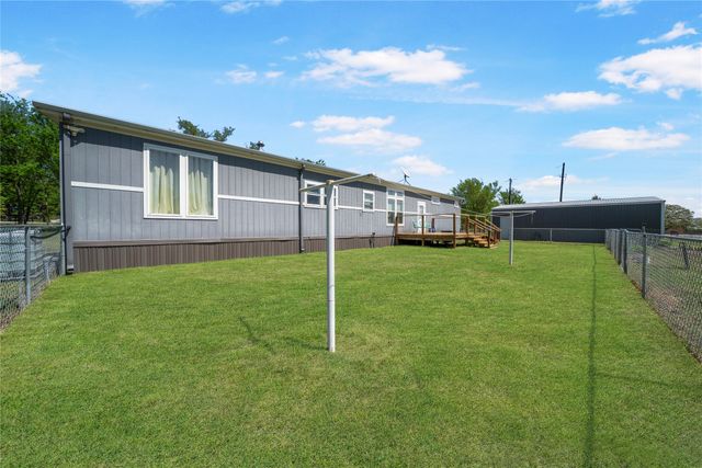 126 County Road 118, Whitesboro, TX 76273