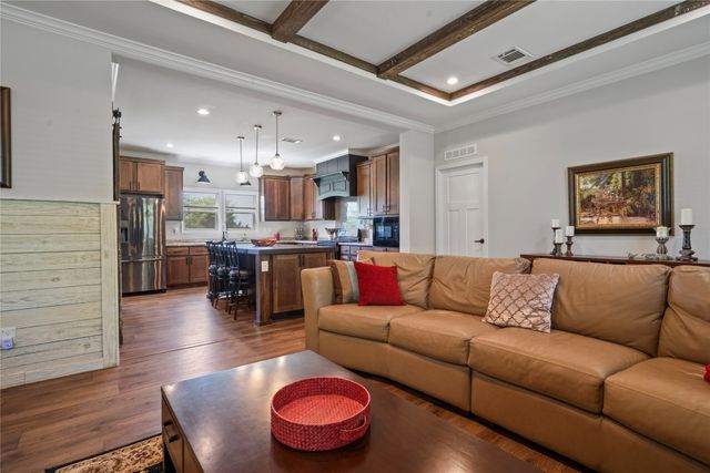 126 County Road 118, Whitesboro, TX 76273