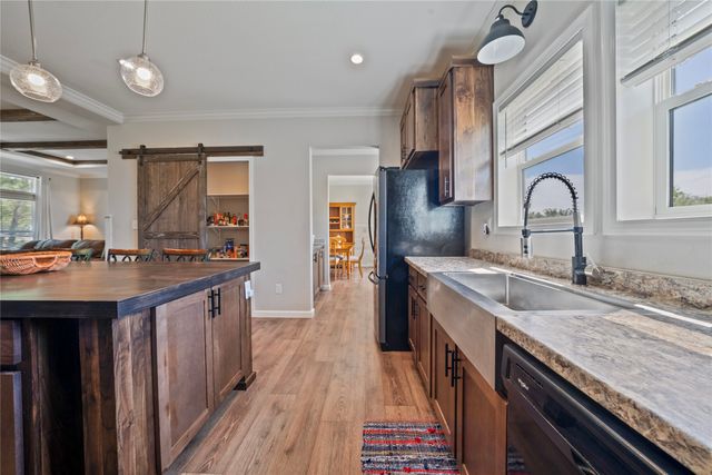 126 County Road 118, Whitesboro, TX 76273