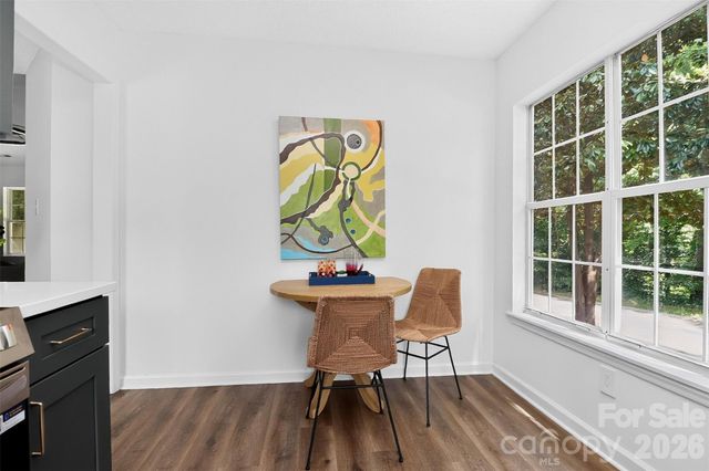 5800 Pennycross Lane, Charlotte, NC 28216