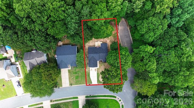 5800 Pennycross Lane, Charlotte, NC 28216