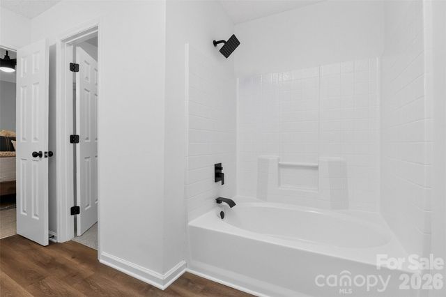 5800 Pennycross Lane, Charlotte, NC 28216