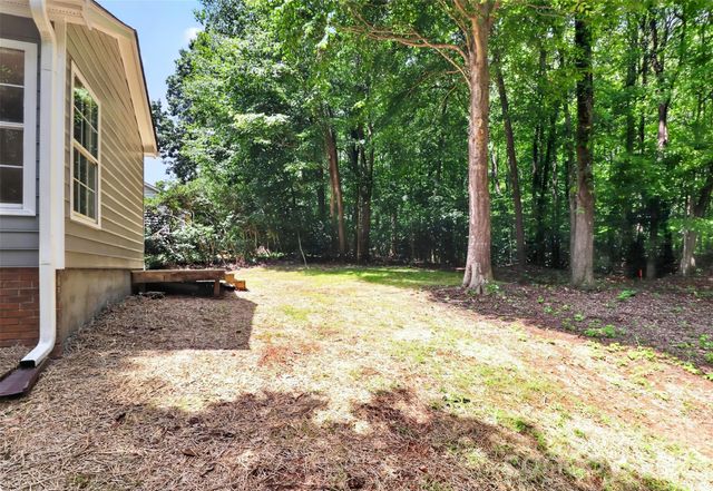 5800 Pennycross Lane, Charlotte, NC 28216