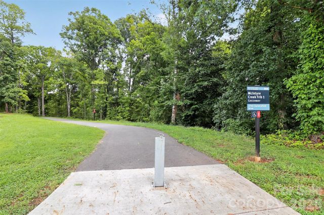 5800 Pennycross Lane, Charlotte, NC 28216