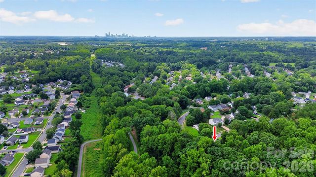 5800 Pennycross Lane, Charlotte, NC 28216