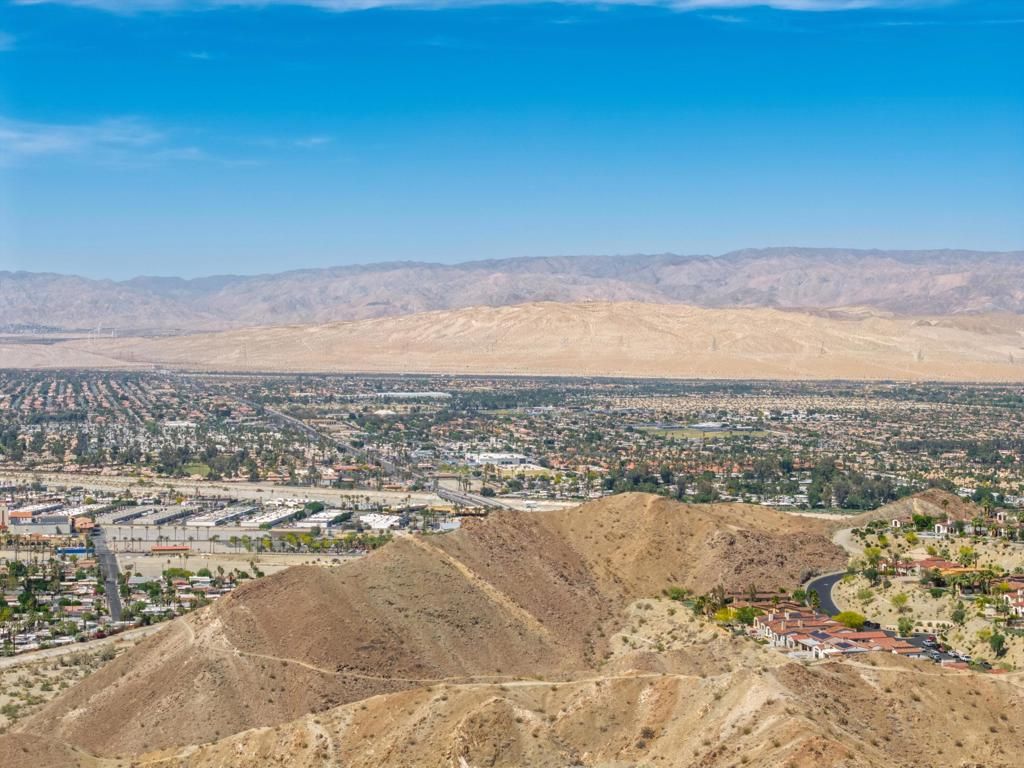 Image 10 of property listing at 28 Stone Cliff, Rancho Mirage, CA 92270