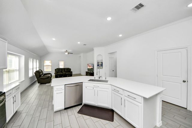 1311 Stuart Run Drive, Richmond, TX 77469