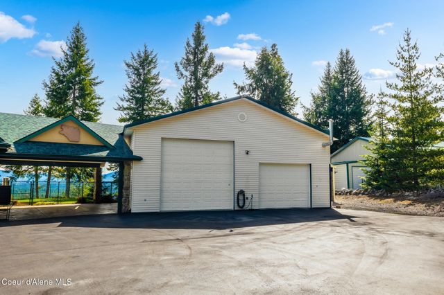 24079 N McKenzie DR, Rathdrum, ID 83858