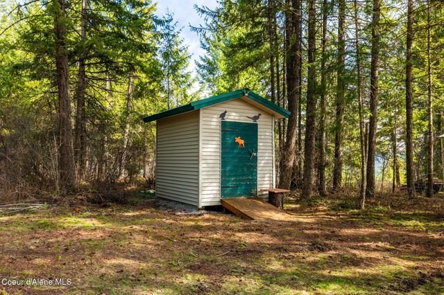 24079 N McKenzie DR, Rathdrum, ID 83858