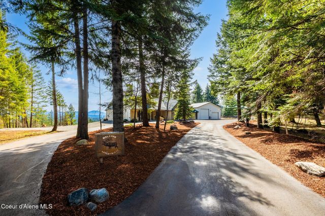 24079 N McKenzie DR, Rathdrum, ID 83858