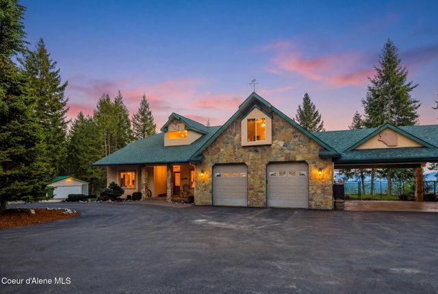 24079 N McKenzie DR, Rathdrum, ID 83858