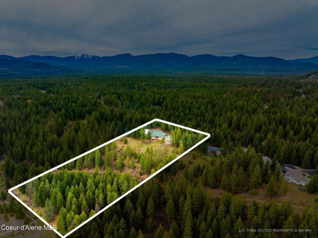 24079 N McKenzie DR, Rathdrum, ID 83858