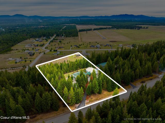 24079 N McKenzie DR, Rathdrum, ID 83858