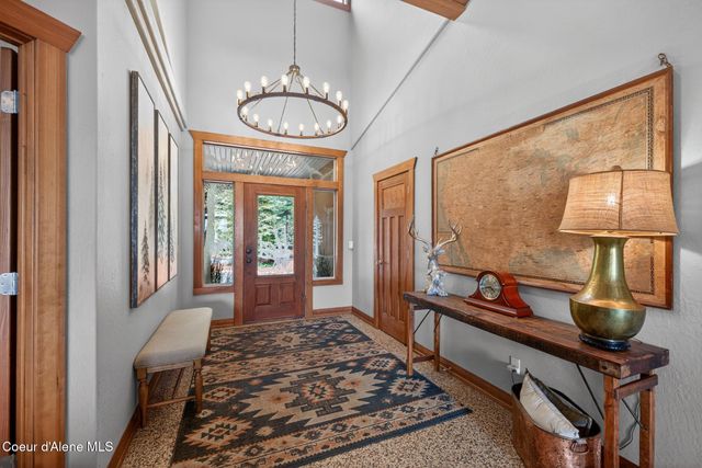 24079 N McKenzie DR, Rathdrum, ID 83858