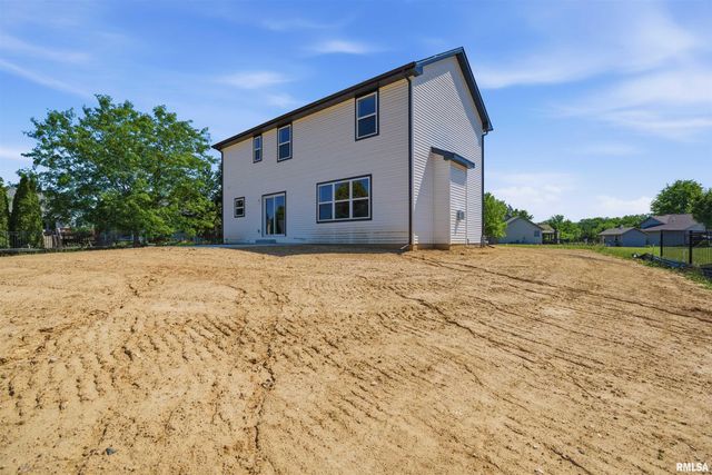 256 KARAGEN Circle, Germantown Hills, IL 61548