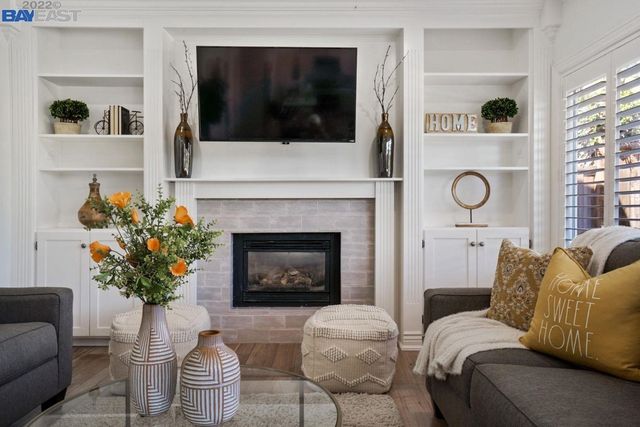 4563 Gatetree Cir, Pleasanton, CA 94566