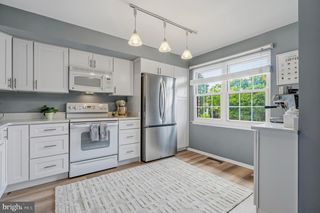 21 THEO LN #21, Towson, MD 21204