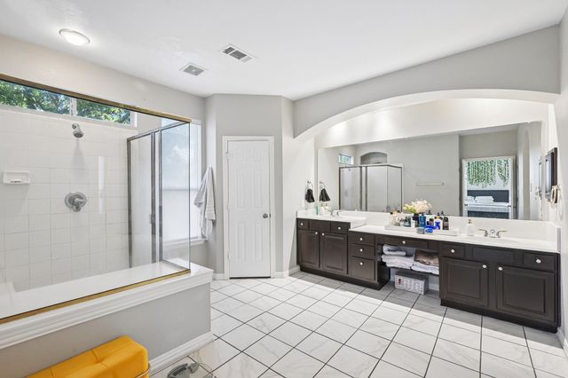 10005 Fairway Vista Drive, Rowlett, TX 75089