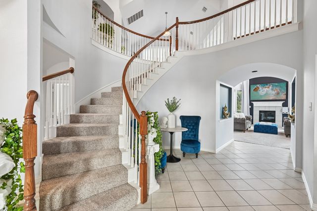 10005 Fairway Vista Drive, Rowlett, TX 75089
