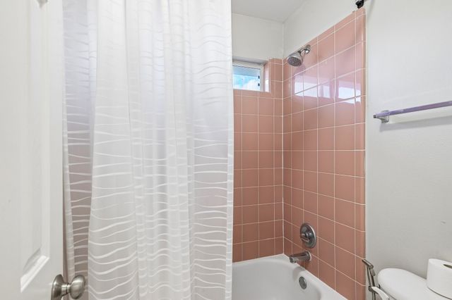 10005 Fairway Vista Drive, Rowlett, TX 75089