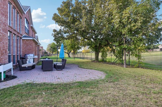 10005 Fairway Vista Drive, Rowlett, TX 75089