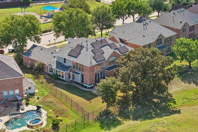 10005 Fairway Vista Drive, Rowlett, TX 75089
