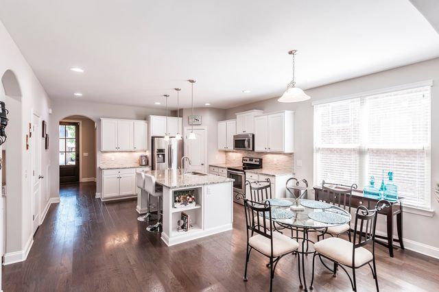 414 Fall Creek Cir, Goodlettsville, TN 37072