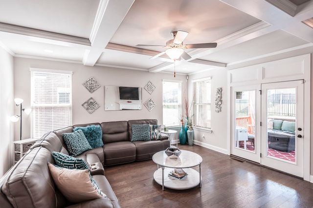 414 Fall Creek Cir, Goodlettsville, TN 37072