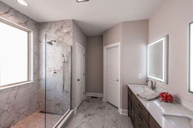 414 Fall Creek Cir, Goodlettsville, TN 37072