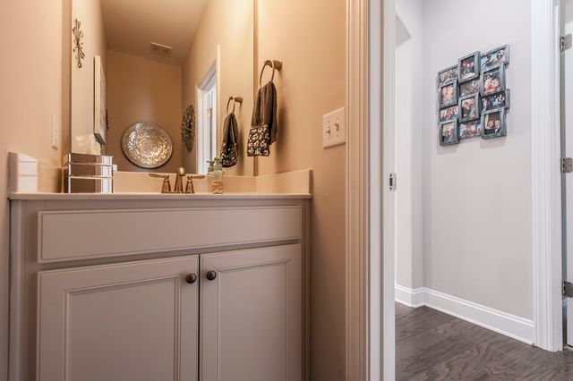 414 Fall Creek Cir, Goodlettsville, TN 37072