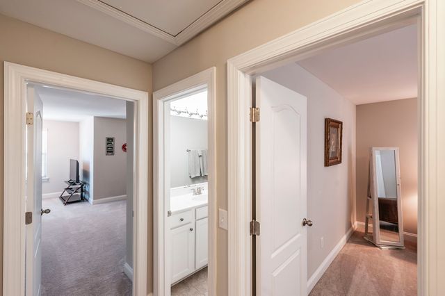 414 Fall Creek Cir, Goodlettsville, TN 37072