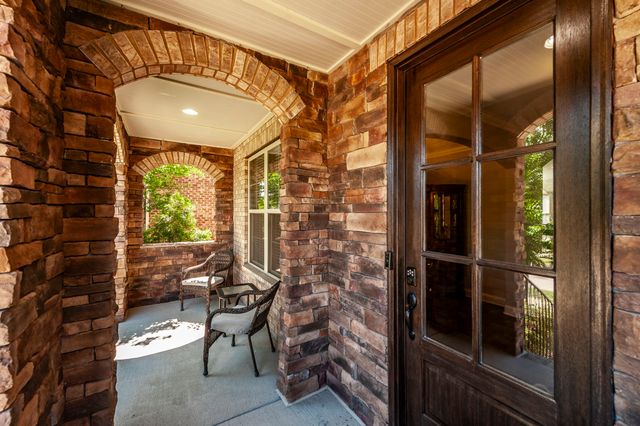 414 Fall Creek Cir, Goodlettsville, TN 37072