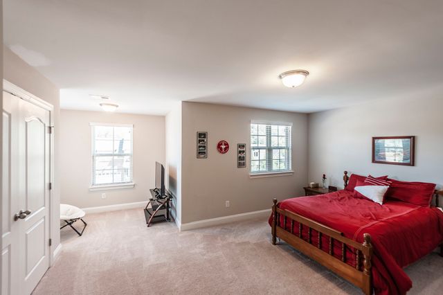 414 Fall Creek Cir, Goodlettsville, TN 37072