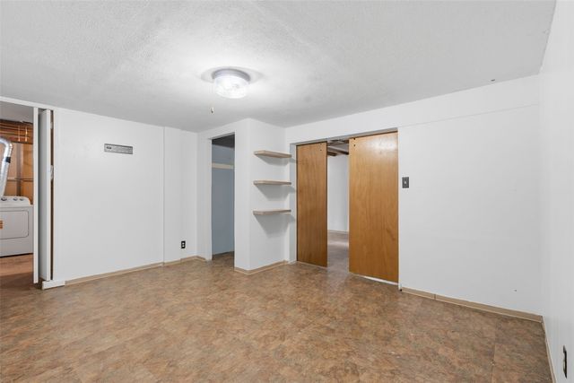 208 Atwood Drive SW, Cedar Rapids, IA 52404