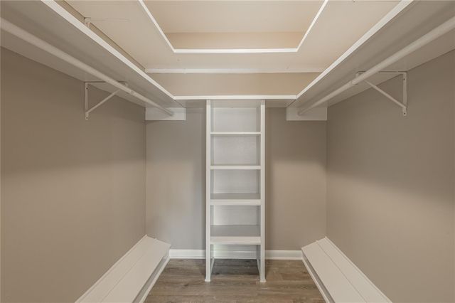 2201 Badger Lane, Huntsville, TX 77320