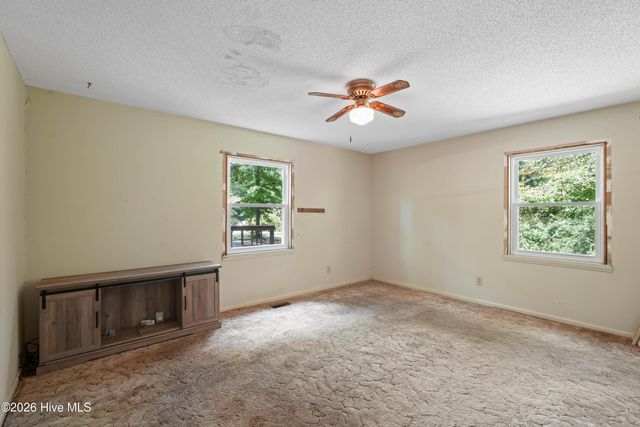 403 White Oak Road, Goldsboro, NC 27534