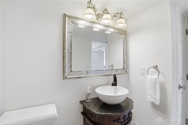 566 Maple Lane, Mason, OH 45040