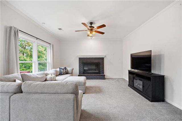 1309 NE Chowning Drive, Kansas City, MO 64155