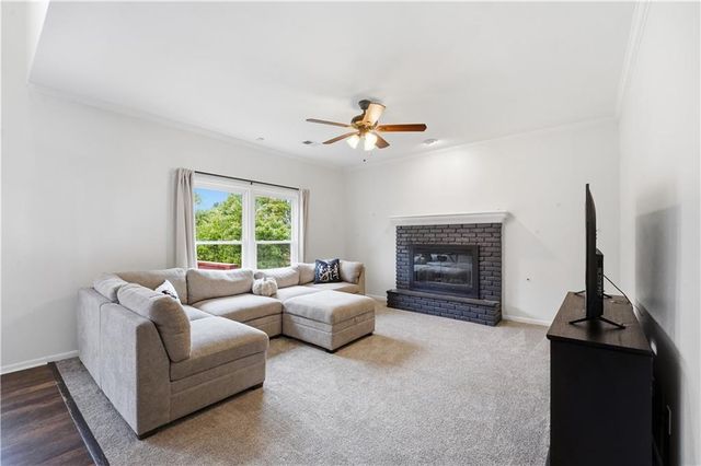 1309 NE Chowning Drive, Kansas City, MO 64155