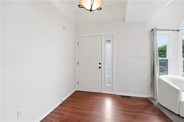 1309 NE Chowning Drive, Kansas City, MO 64155