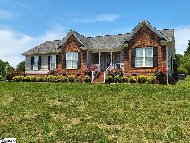 124 Brooke Lee Circle, Taylors, SC 29687