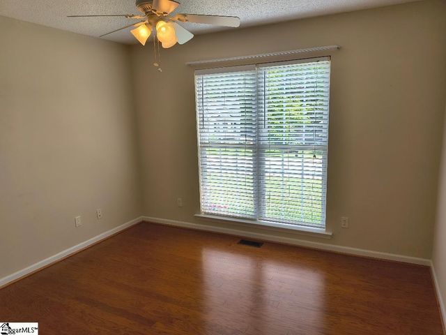124 Brooke Lee Circle, Taylors, SC 29687
