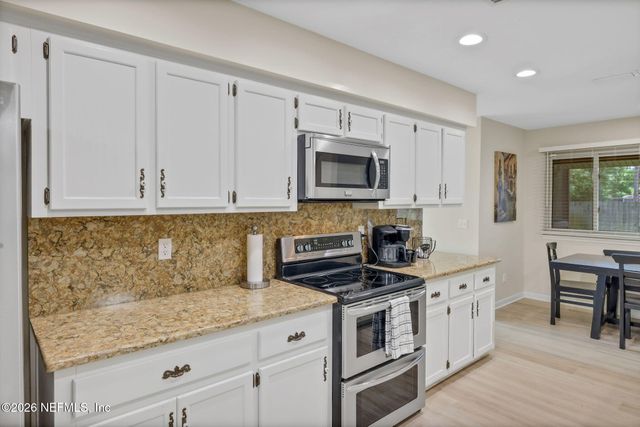 5362 OAK BAY Drive N, Jacksonville, FL 32277