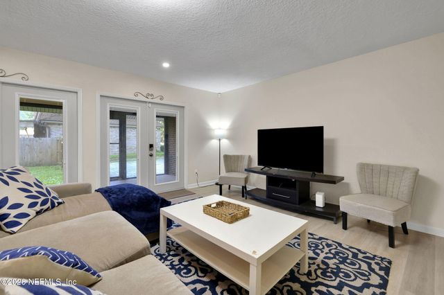 5362 OAK BAY Drive N, Jacksonville, FL 32277