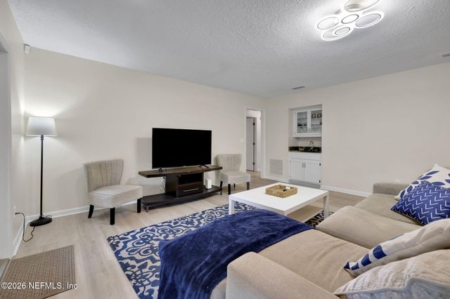 5362 OAK BAY Drive N, Jacksonville, FL 32277